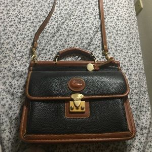 Dooney & Bourke All Weather Leather Purse 👜